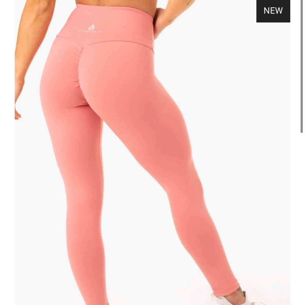 NWT Ryderwear SCRUNCH BUM LEGGINGS 🔥